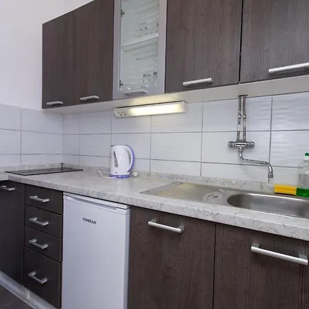 Apartments By The Sea Arbanija, Ciovo - 10340 Apartman Trogir