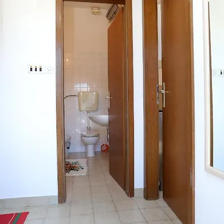 Apartments By The Sea Arbanija, Ciovo - 10340 Apartman Trogir