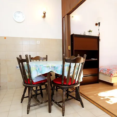 Apartments By The Sea Arbanija, Ciovo - 10340
