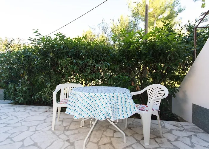 Apartman By The Sea Arbanija, Ciovo - 10340 *